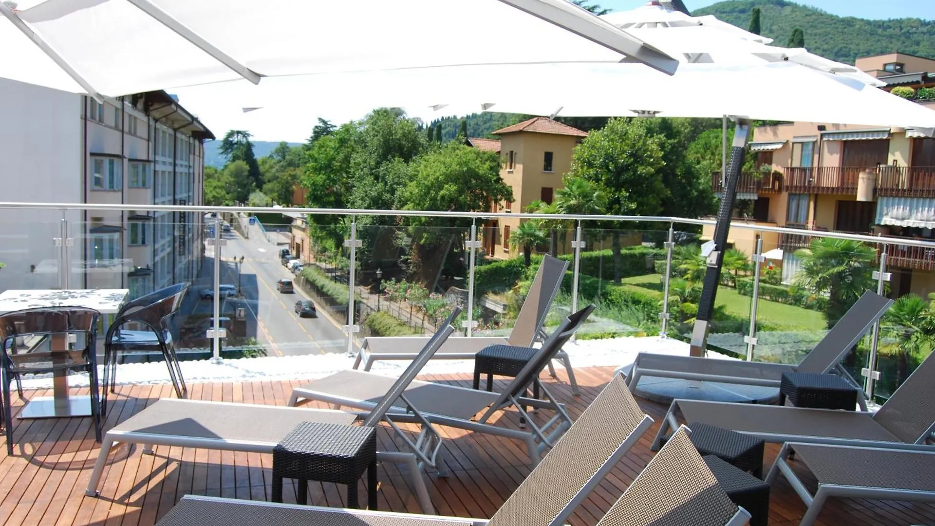 Happy Hotel Atelier Gardone Riviera Centro & Beach Italy