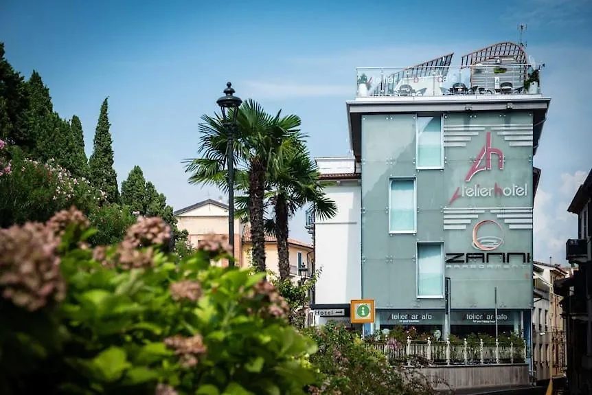 Happy Hotel Atelier Gardone Riviera Centro & Beach
