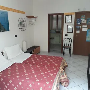 ca-de-capun.hotelitalianriviera.com/