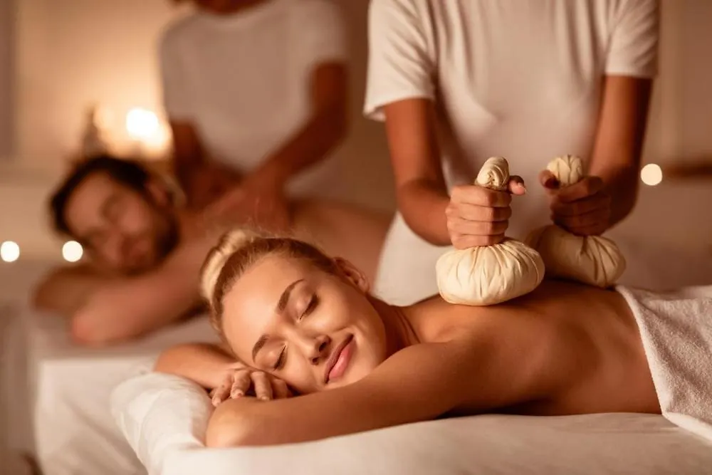 Happy Hotel Atelier Gardone Riviera Centro & Beach